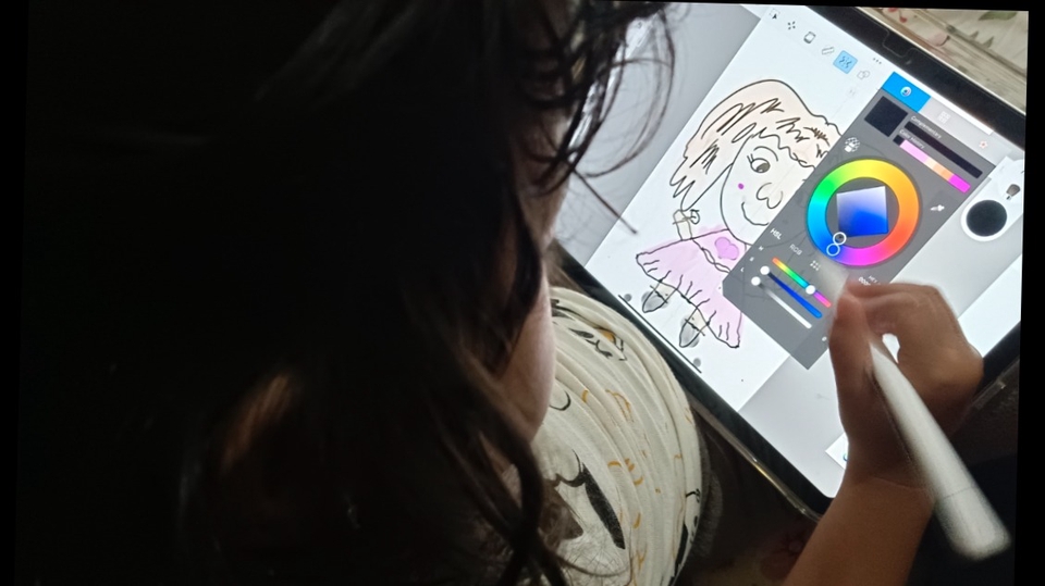 Jasa Pembuatan Karakter VTuber Profesional dan Terpercaya - Gambaran abstrak anak