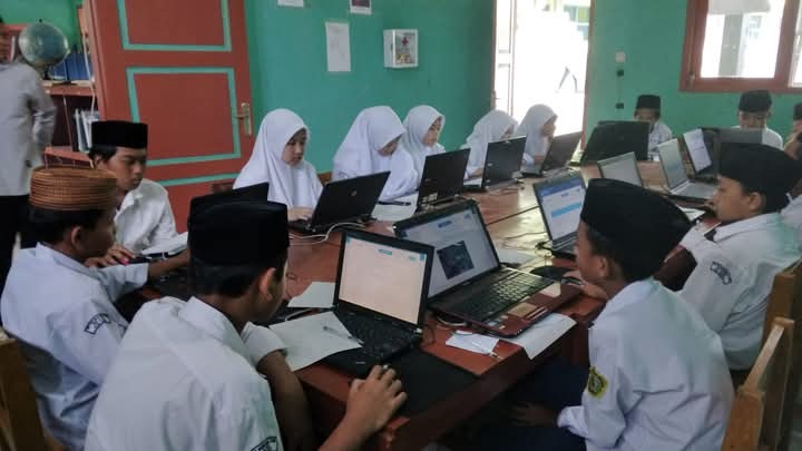 22964f71-bb92-4b8b-82c2-7e8b7071d77b - Quiz Interaktif 