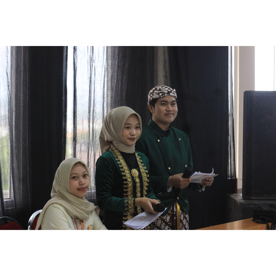 Master of Ceremony - Publice Speaker - 6