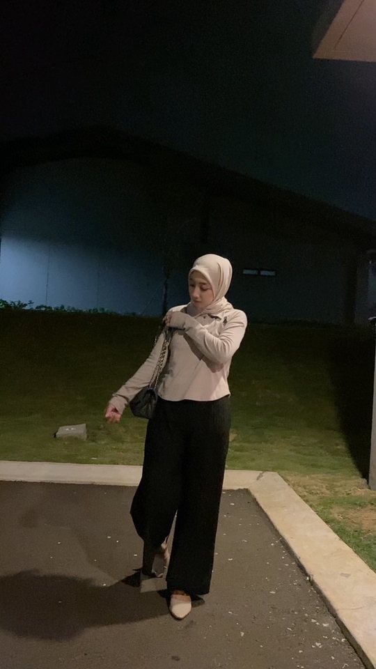 Model - Saya suka foto-foto atau video - 6