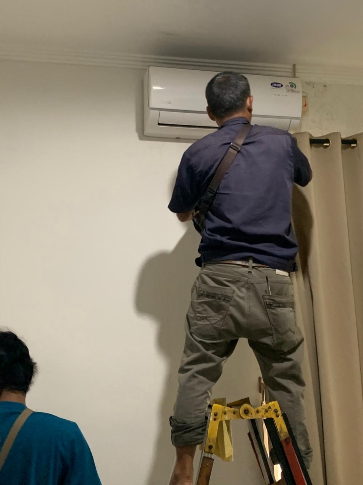 Servis & Pembersihan AC - jasa bongkar pasang ac split - Jakarta timur dan sekitarnya - 2
