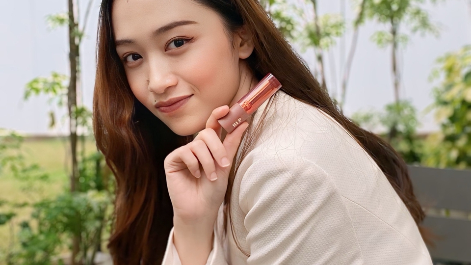 Model - Freelance Talent Model - 17