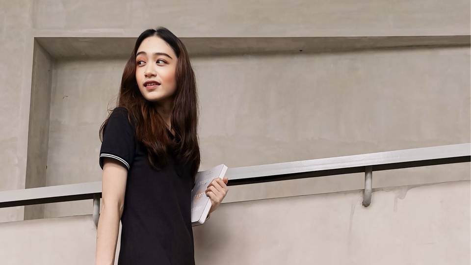 Model - Freelance Talent Model - 16