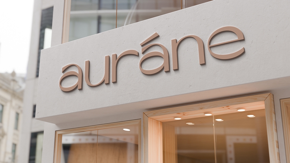 Logo - Branding Siap Launching: Desain Logo, Kemasan & Identitas Brand - 10