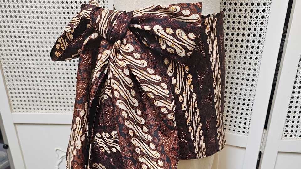 Ethnic upper layer skirt
Unique..stylish..classy