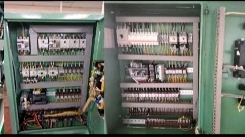 Desain panel Control Industri