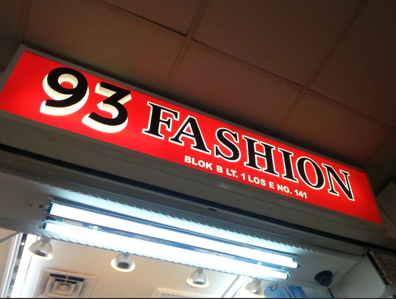 Digital Marketing - Fashion Brand Specialist - 5