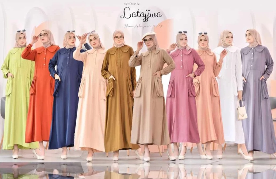 Digital Marketing - Fashion Brand Specialist - 2