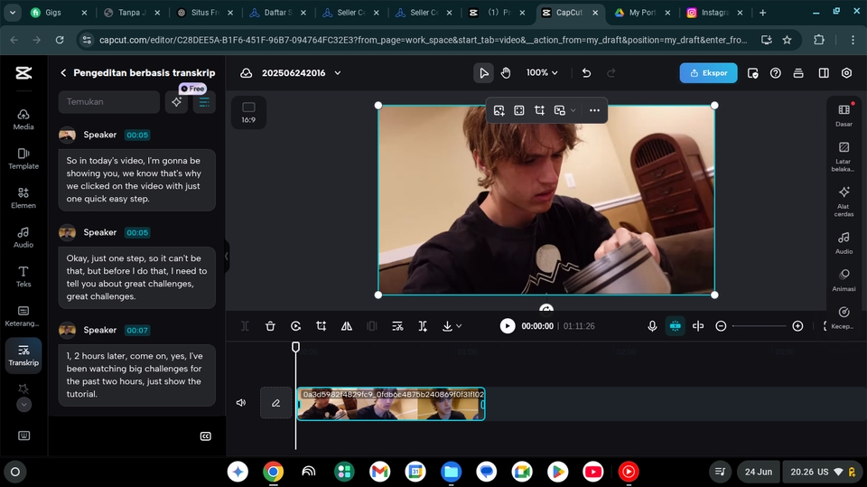 Contoh editing menggunakan transkrip video