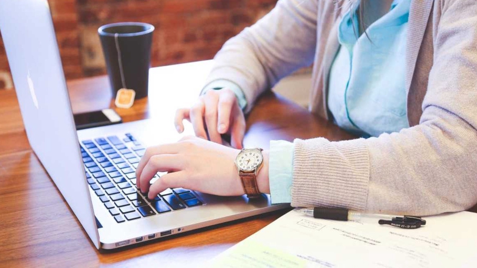 I focus on translating and editing scholarly papers, theses, and proper academic tone.