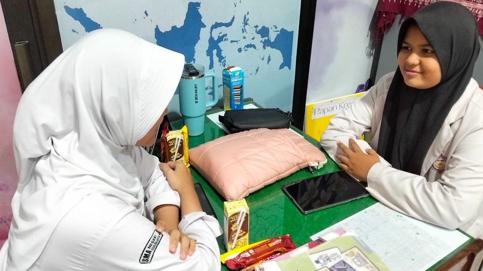 Saya adalah mahasiswa psikologi semester 5, saya siap mendengar curhatan