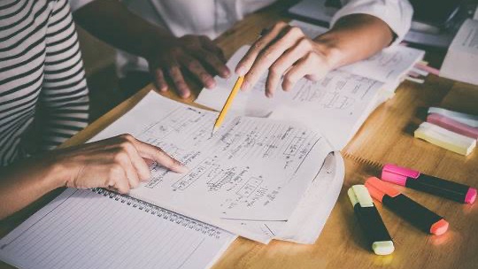 Jasa Les Privat Profesional untuk Semua Tingkat Pendidikan - Tutor Online Matematika