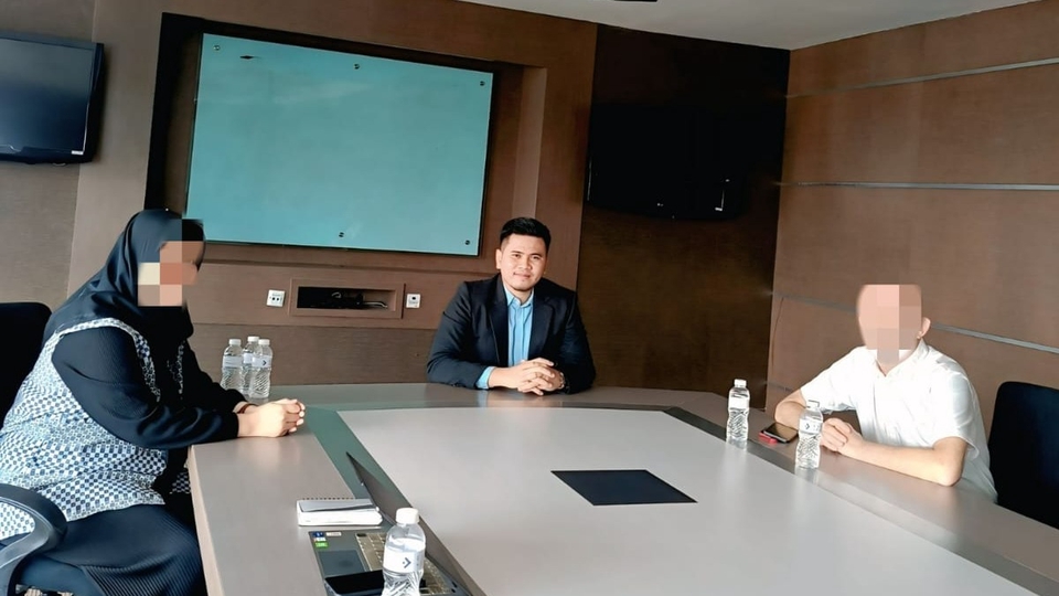 Hukum - GUGATAN PERCERAIAN, ITSBAT NIKAH, PERJANJIAN PERKAWINAN - 18