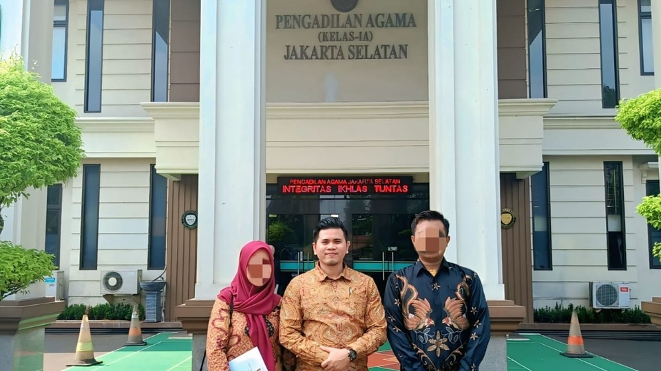 Hukum - GUGATAN PERCERAIAN, ITSBAT NIKAH, PERJANJIAN PERKAWINAN - 2