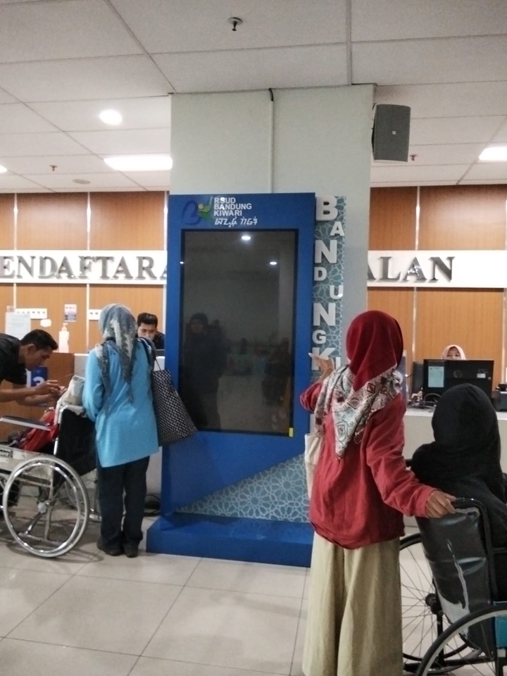 Banner Online - desain konten media sosial - 14