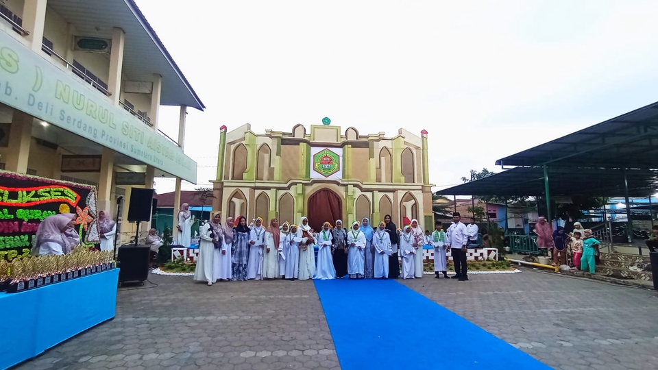berikut foto acara yang saya konsep floris dan acara 
yang sedang berlangsung 