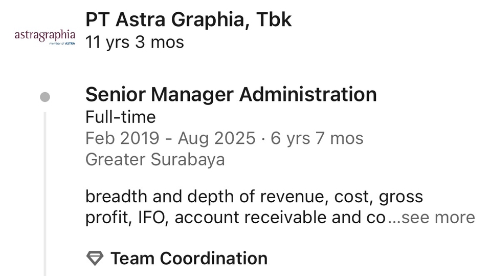 experienced administration manager with 11 years of experience