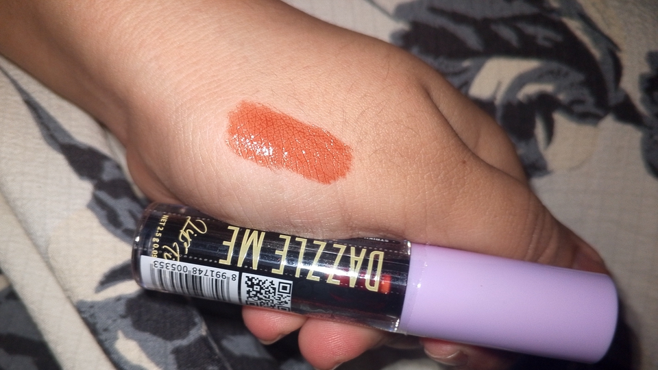 Dazzle me ink-licious liptint
Shade O113 Liked
Striking tint colour-long wear -moisturizing