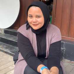 Indah Dwi P