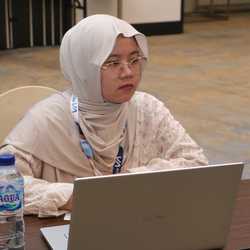 Tika Komalasari