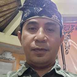 kadek B.