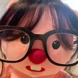 yesiamglasses