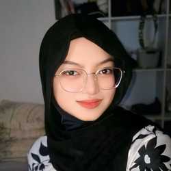 karisma adelia fitriani