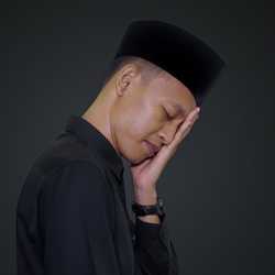 Rizqi N