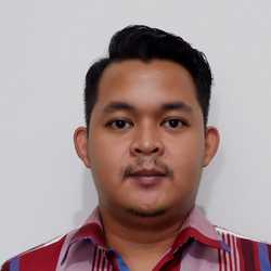Mike Noveraditya