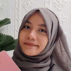 Putri Vania