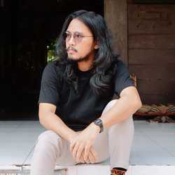 Rusli Pikenrol