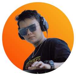 Deejay Q.