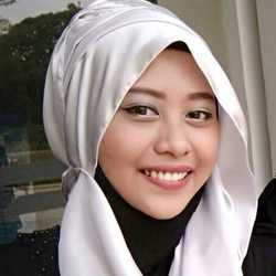 Vinia Eka Putriana