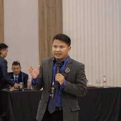 R.ARRAZY RACHMAT L.H.