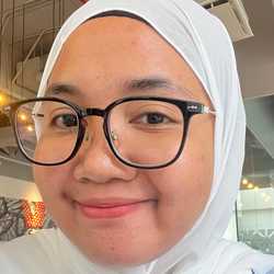 Ardhzakia Naim